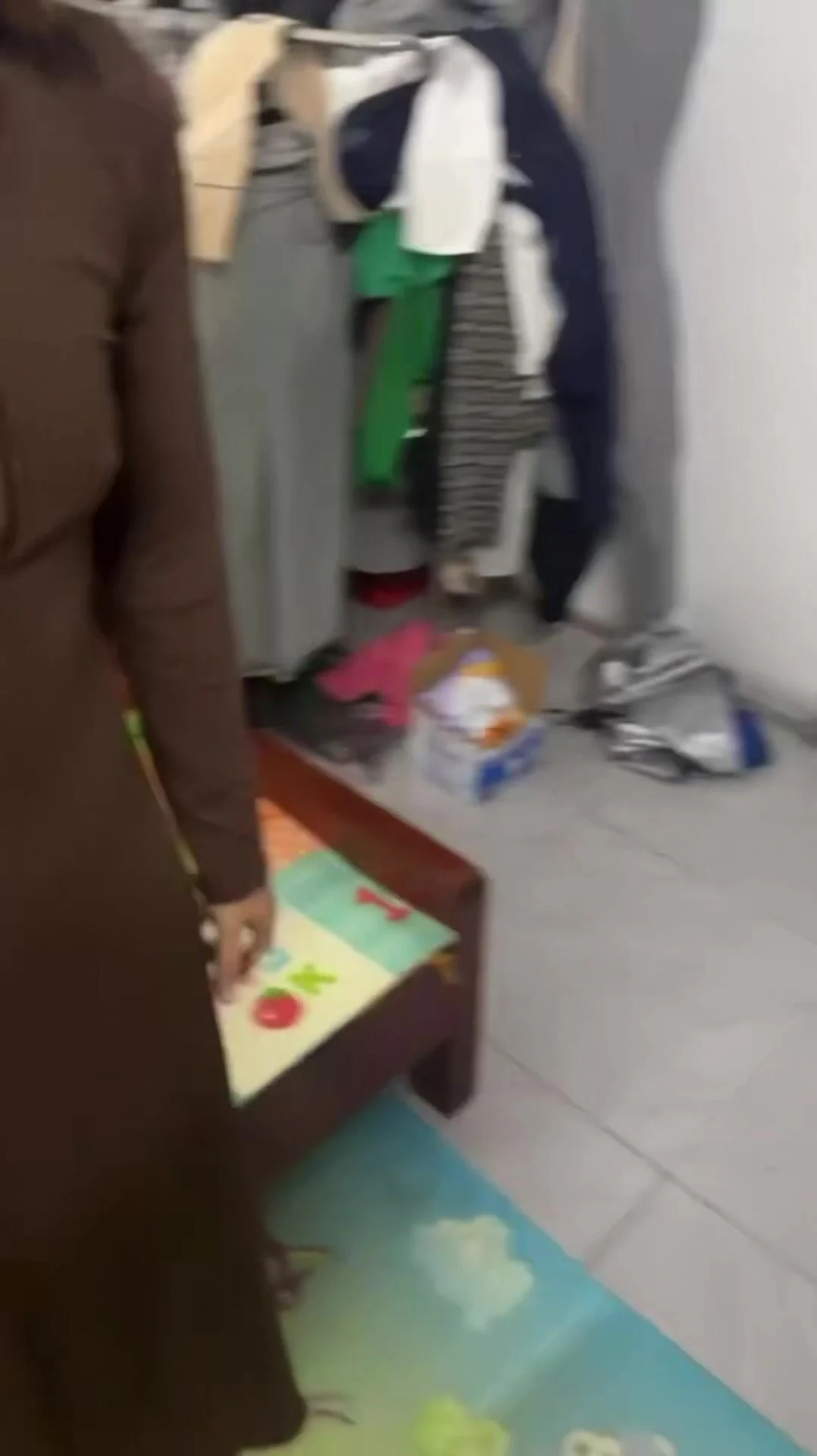 Cho vợ đi làm công ty và cái kết thuê trọ đụ nhau với nhân tình bị chồng bắt được.
